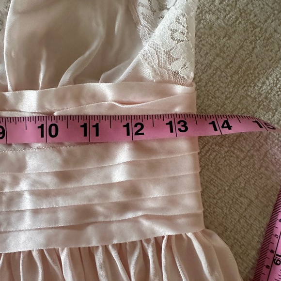 Vintage pale pink nightgown - Picture 5 of 5